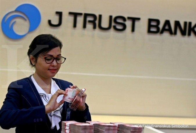 Bank J Trust ingin pailitkan garmen SML 
