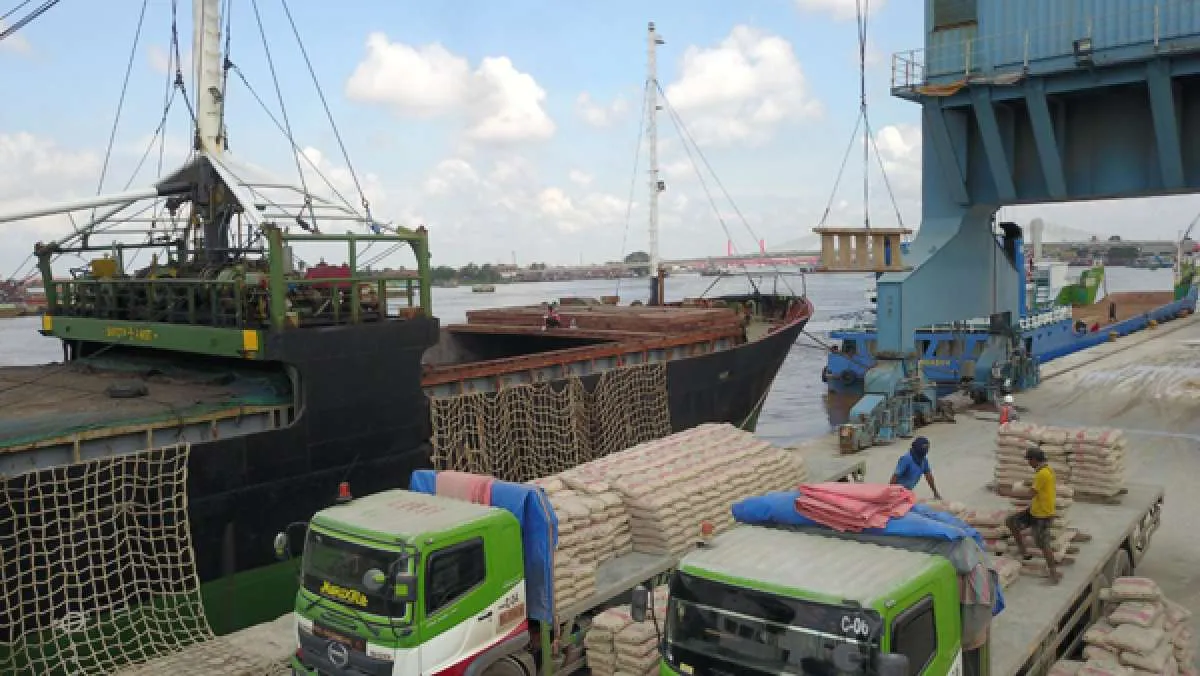 Permintaan naik, pendapatan Semen Baturaja (SMBR) tumbuh 20% di kuartal I-2021