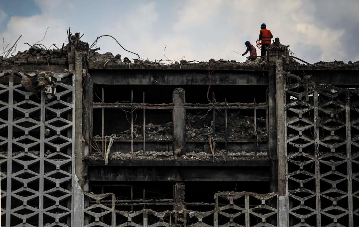 Kasus kebakaran gedung Kejagung, 5 pekerja bangunan divonis 1 tahun penjara