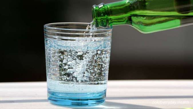 Sparkling Water vs Air Soda, Inilah Perbedaan 2 Jenis Minuman Berkarbonasi