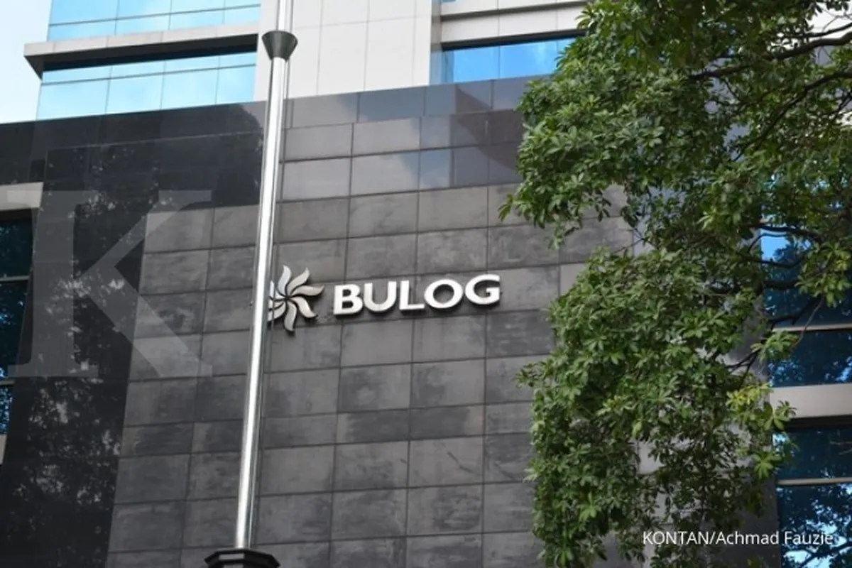 Bulog: Selama ini kami punya banyak 'bapak'