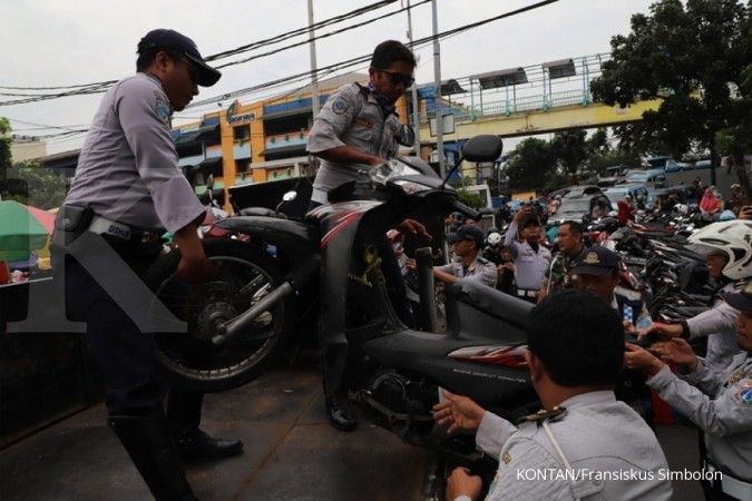 Potensi Hingga Rp 1 Triliun, Parkir Liar di Jakarta Jadi Ladang Cuan Banyak Pihak