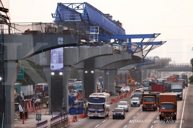 Jasa Marga (JSMR) Lakukan Pengangkatan Girder Jembatan di Ruas Tol Jakarta-Cikampek
