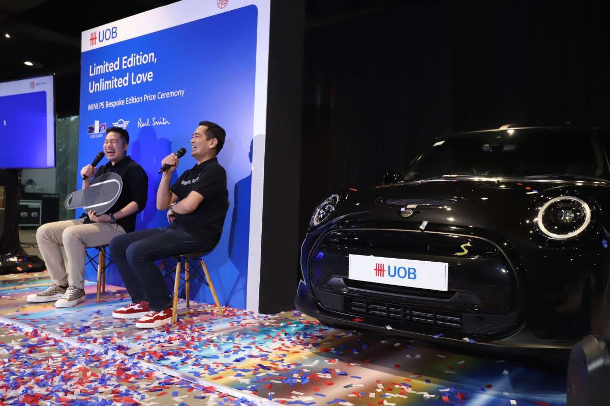 MINI PS Bespoke Edition untuk Nasabah Kartu Kredit UOB
