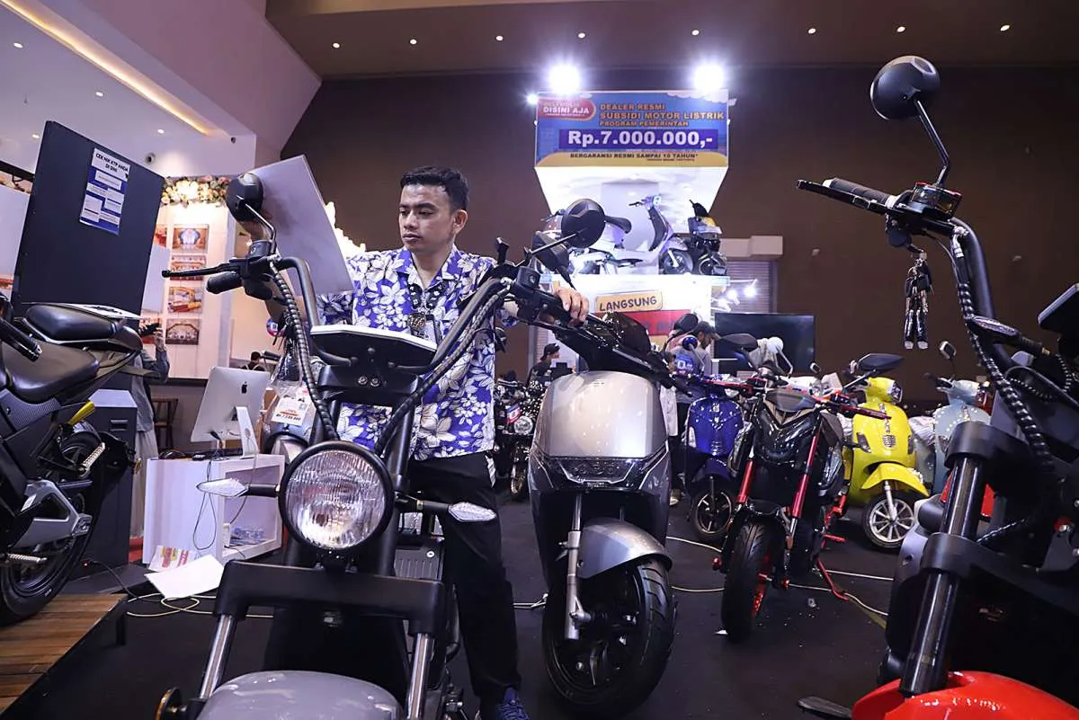 Kementerian BUMN Usulkan Kriteria Penerima Insentif Kendaraan Listrik Direvisi
