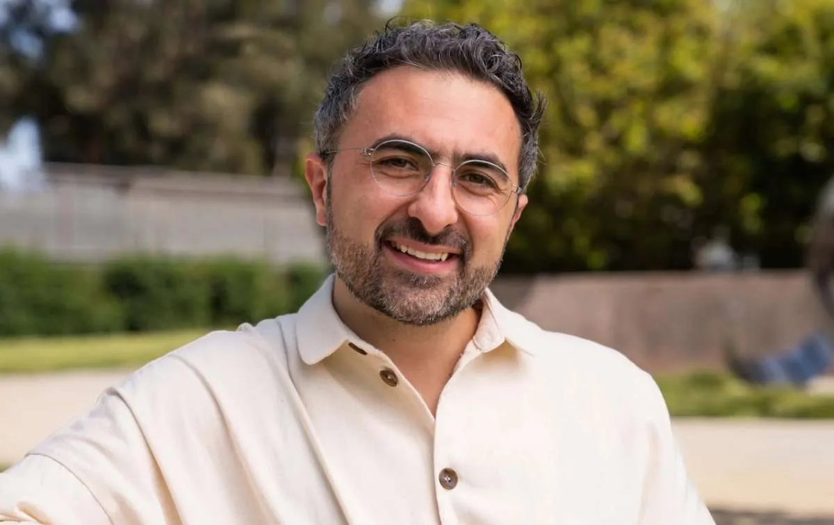 CEO Microsoft AI, Mustafa Suleyman, Beberkan Perbedaan Filosofi Microsoft dan Meta