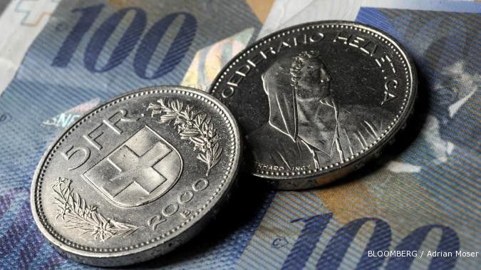 IMF minta Swiss membiarkan franc bergerak bebas