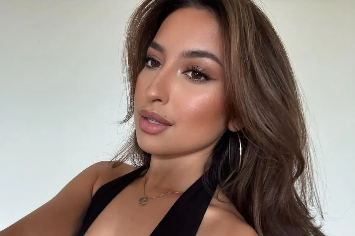 4 Tips Makeup untuk Pemilik Kulit Gelap, Flawless Tanpa Menor!