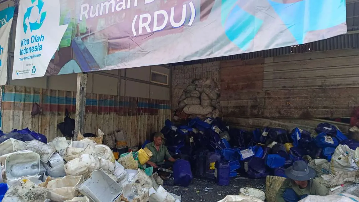 Kita Olah Indonesia Mengolah Cuan dari Daur Ulang Plastik