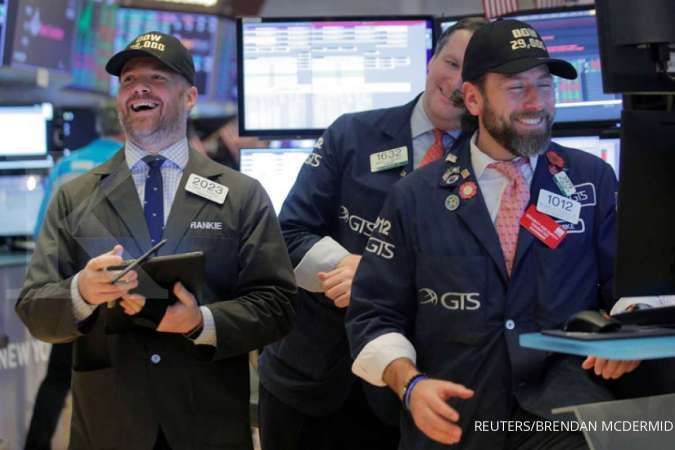 Wall Street menghijau, indeks S&P 500 menembus level 3.300 ditopang saham teknologi