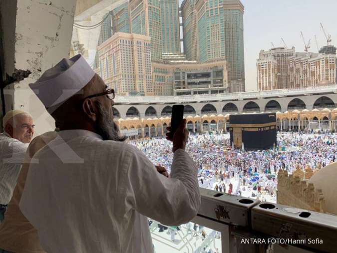 Jemaah haji tertua berusia 93 tahun tiba di Mekkah
