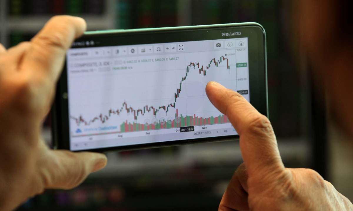 Kekhawatiran pelaku pasar terhadap varian Omicron