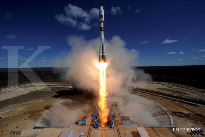 Rusia Luncurkan Roket Soyuz dengan Puluhan Satelit, Termasuk 2 Milik Iran​