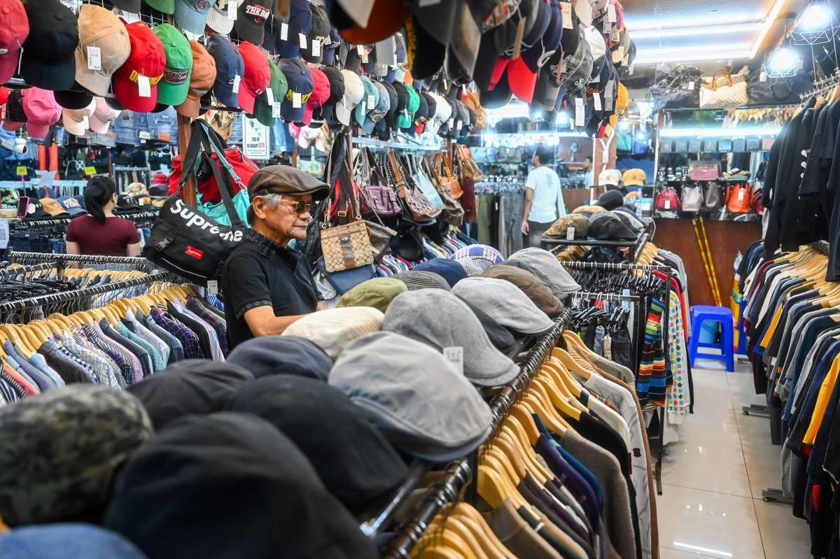 Daya Beli Masih Rendah, Konsumsi Eceran Rentan
