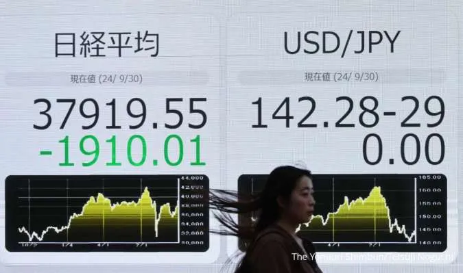 Most Asian Stocks Retreat Ahead of US Jobs Data, Currencies Steady