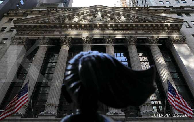 Wall Street ditutup bervariasi, S&P 500 dan Nasdaq koreksi terseret saham teknologi