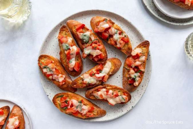 Resep Bruschetta Salsa Tomat, Masak Simpel Hidangan Italia Cuma 20 Menit