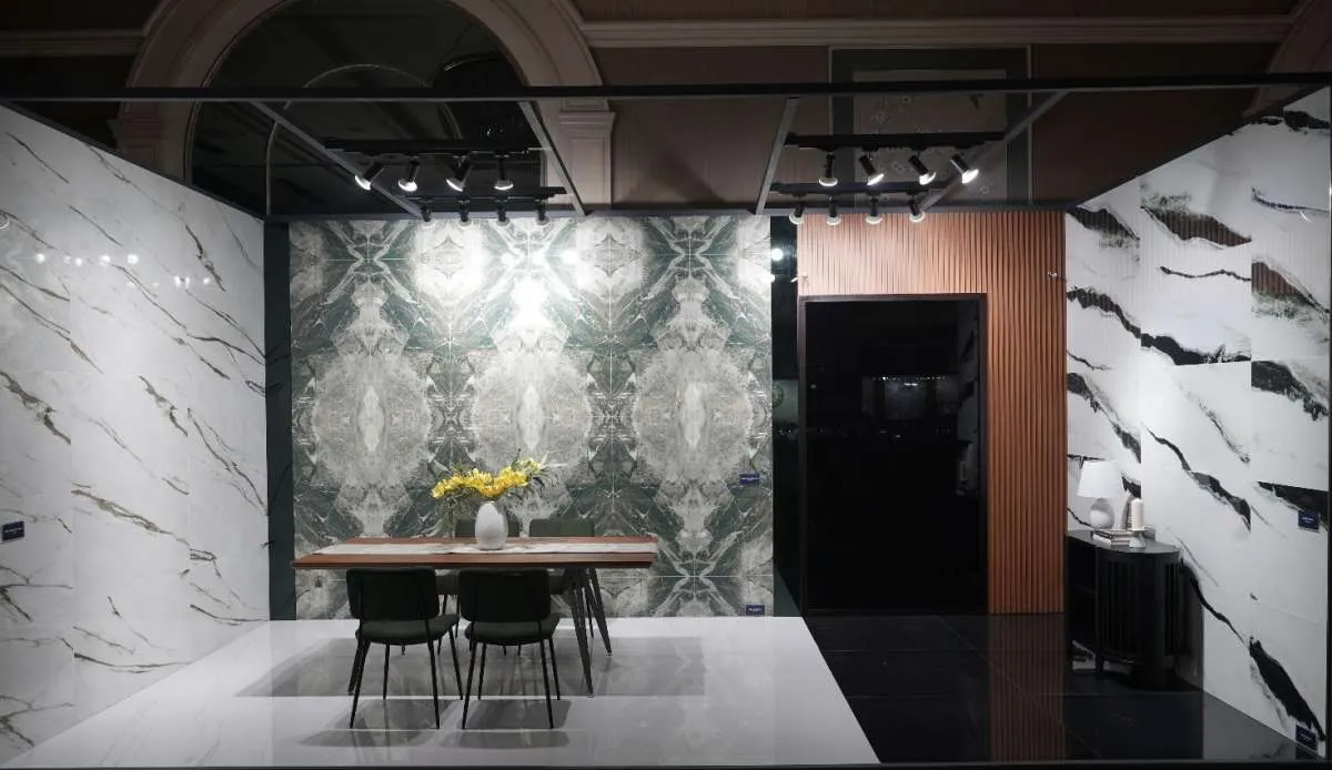Pamerkan Surface Covering Premium, RomanGranit Gelar Meet & Grande Now and Beyond