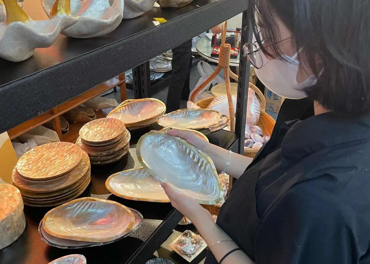 Melirik Produk Lokal UMKM Terpilih di Krealoka