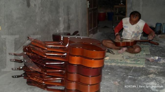 Sentra gitar Mancasan: Keahlian tutun-temurun (1)