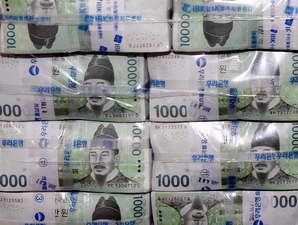 Proyeksi ADB membuat mata uang Asia berkibar
