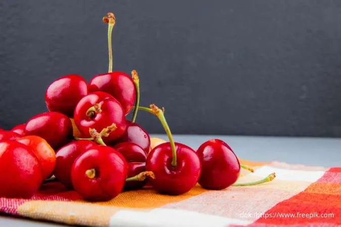 7 Manfaat Buah Kersen: Sejumlah Penyakit Kronis Ini Bisa Anda Hindari 