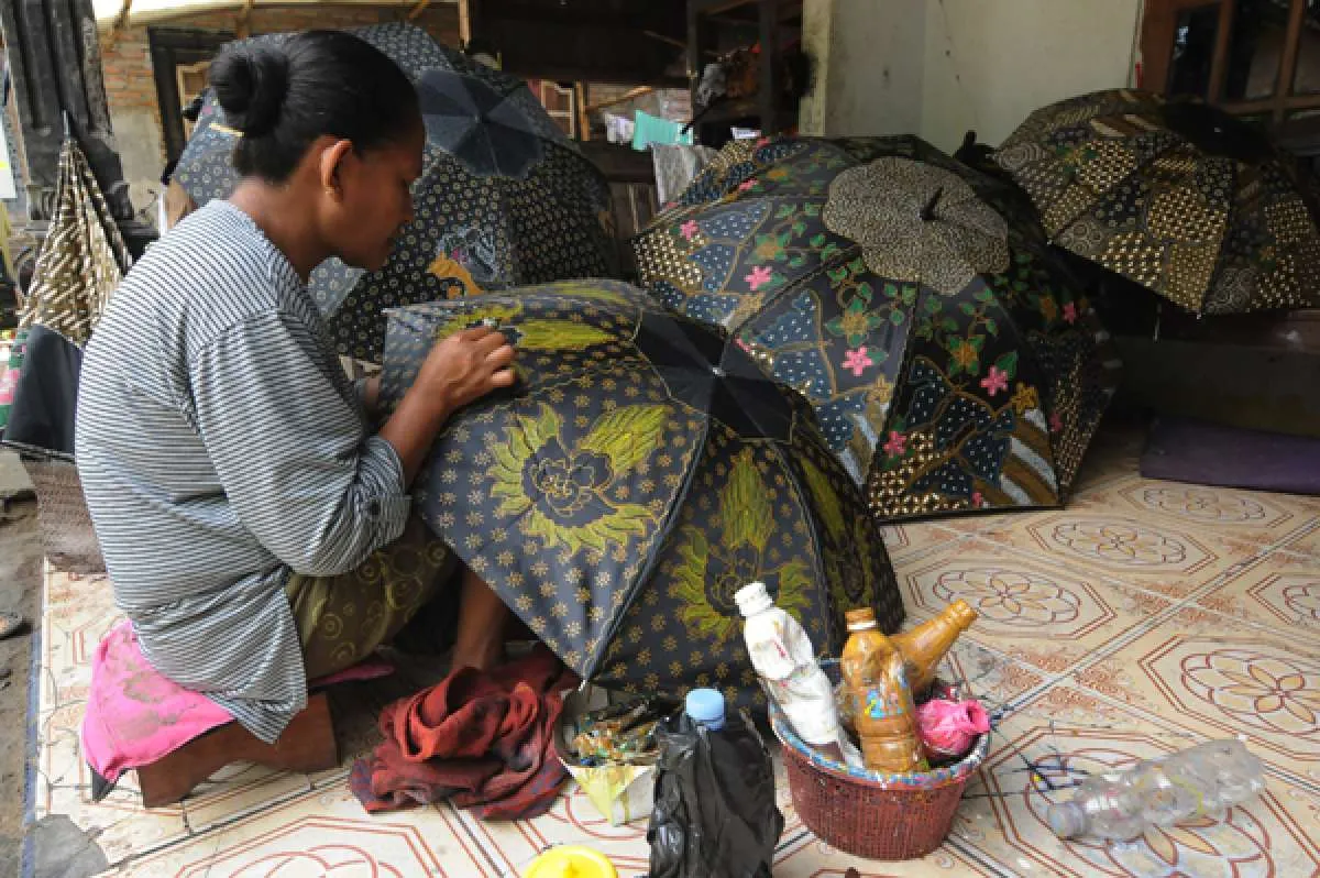 DPR menilai holding ultra mikro justru bisa memperkecil jangkauan kredit usaha kecil