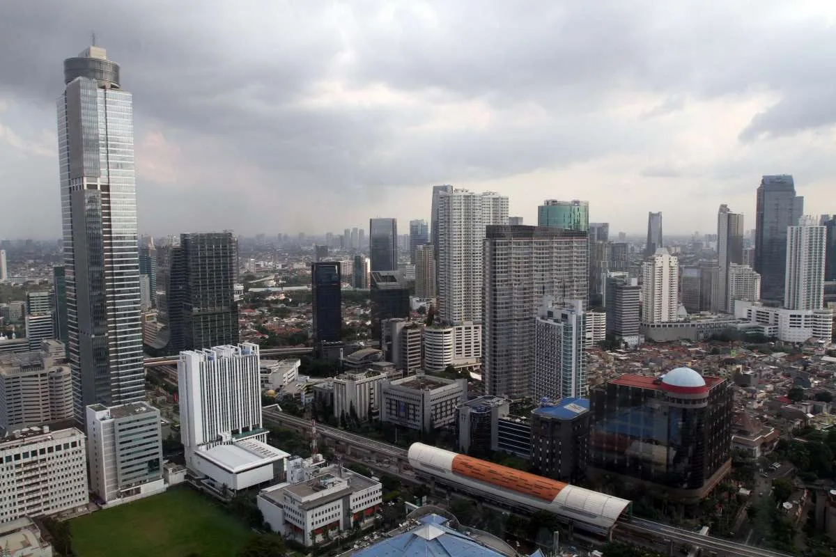 IMF proyeksikan defisit anggaran tahun ini capai 6,2%, begini kata ekonom
