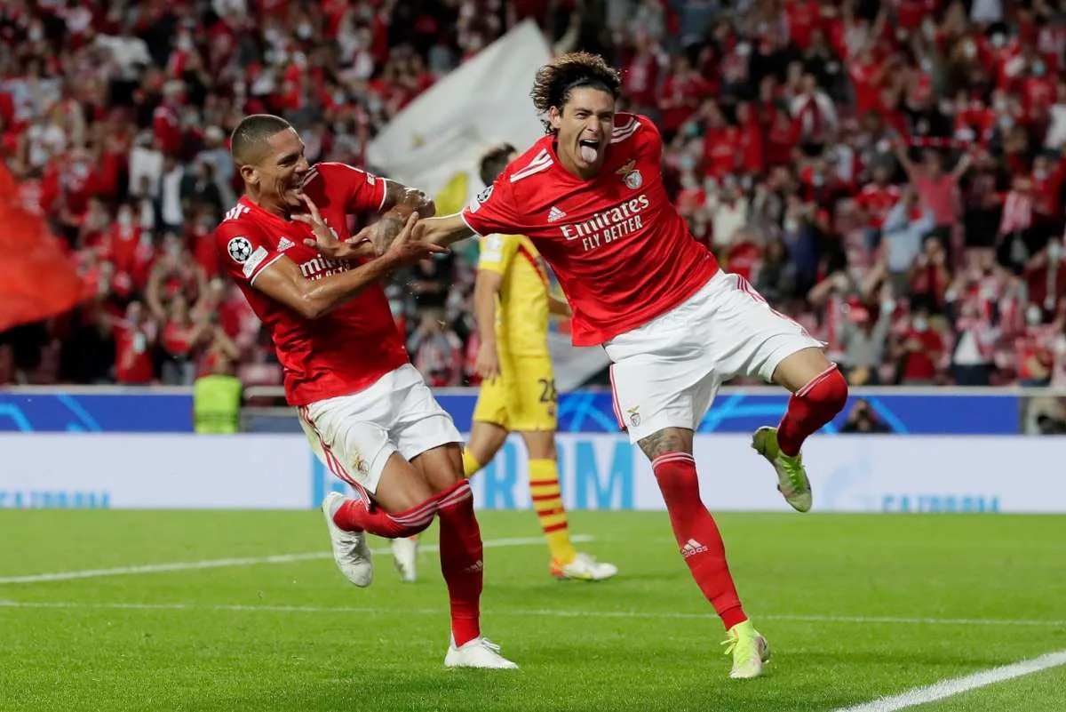 Hasil Liga Champions Benfica vs Barcelona: As Aguias libas Blaugrana 3-0