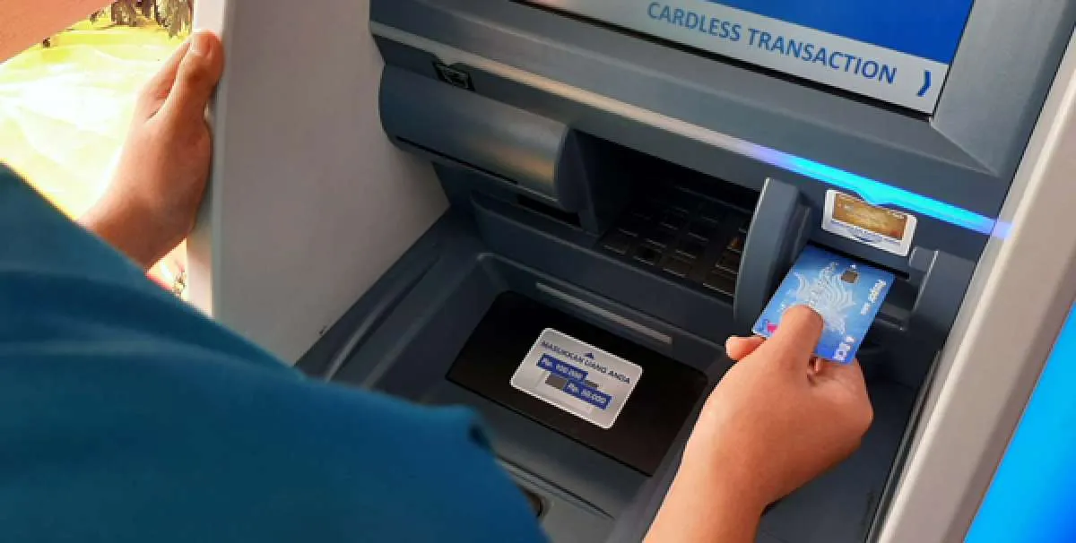 Mulai 2022, kartu ATM lama hanya untuk tabungan maksimal Rp 5 juta 
