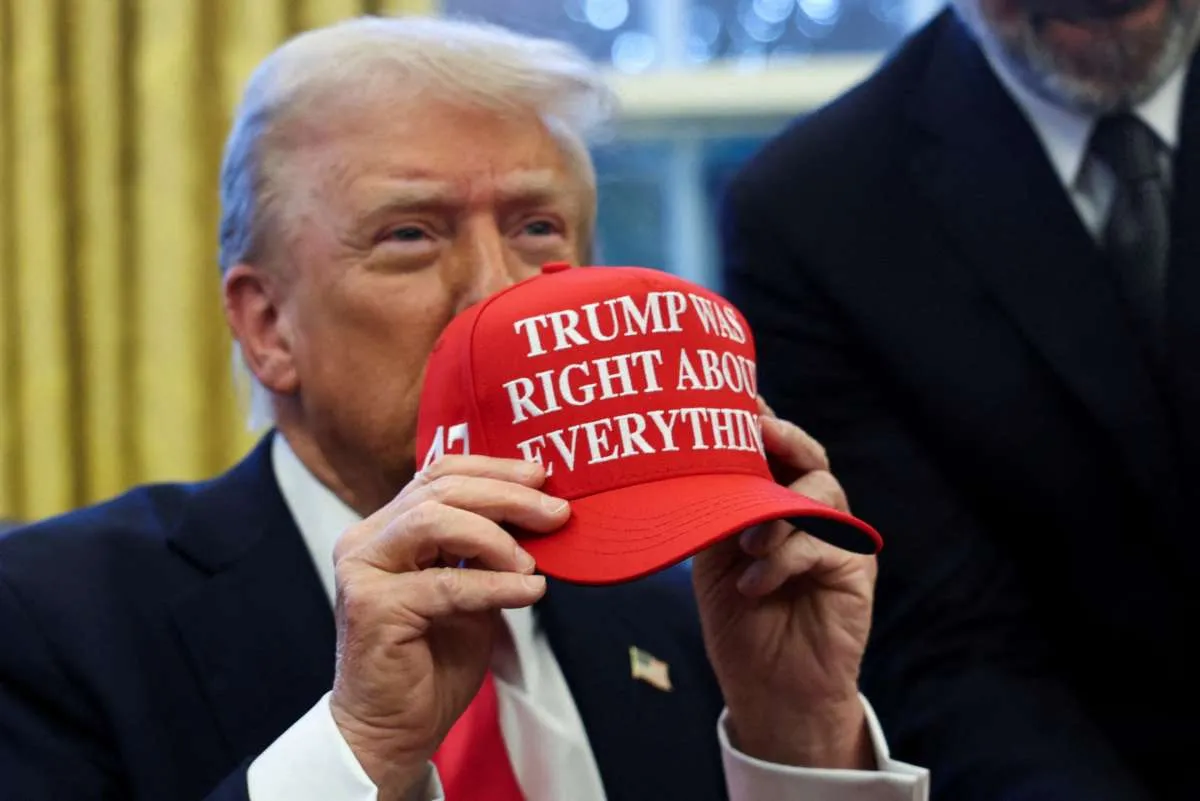 Trump Perintahkan PHK Massal, Musk Pimpin Pemangkasan Anggaran