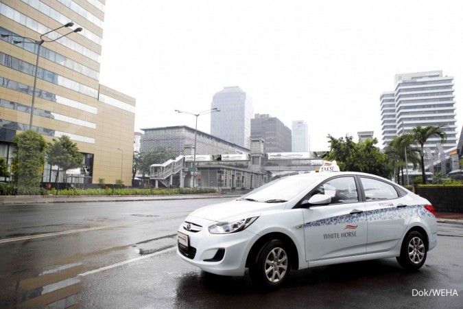 Panorama Tambah 300 Unit Taksi Reguler di 2014
