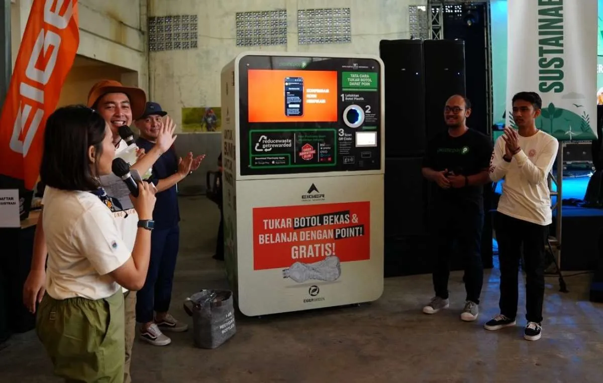 EIGER Adventure Gandeng Plasticpay Hadirkan Reverse Vending Machine di Gerai EIGER