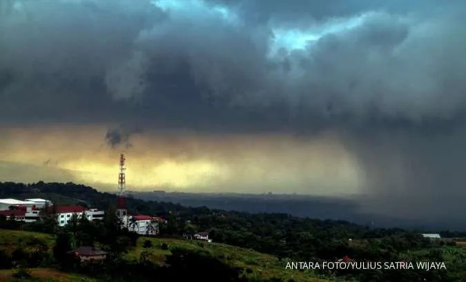 Ini Prakiraan BMKG Cuaca di Bekasi, Depok, Bogor Besok (14/4), Turun Hujan?