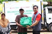 Kolaborasi LOTTE Mart, LOTTE Grosir dan BAZNAS Salurkan Sedekah Rp327 Juta