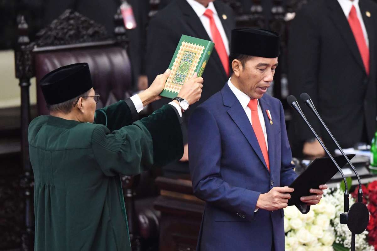 Jokowi Effect Cuma Sesaat, IHSG Bergantung Pada Strategi Bank Sentral