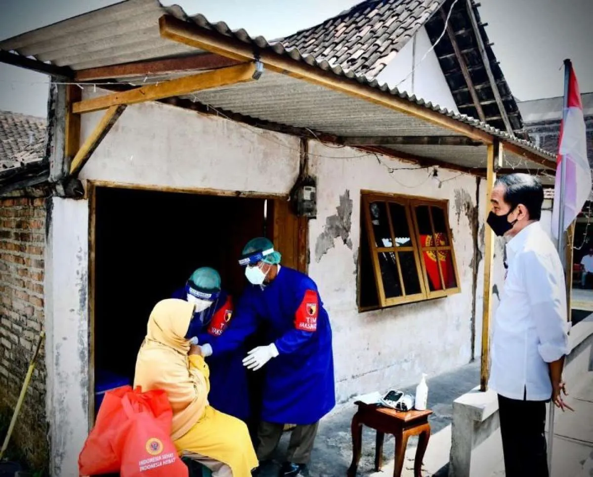 Lewat vaksin.kemkes.go.id, Anda bisa pantau stok vaksin Covid-19 secara langsung