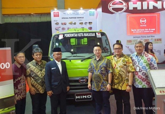 Hino Motors hadirkan dua unit mobil andalan di ajang IIMS Makassar 2018