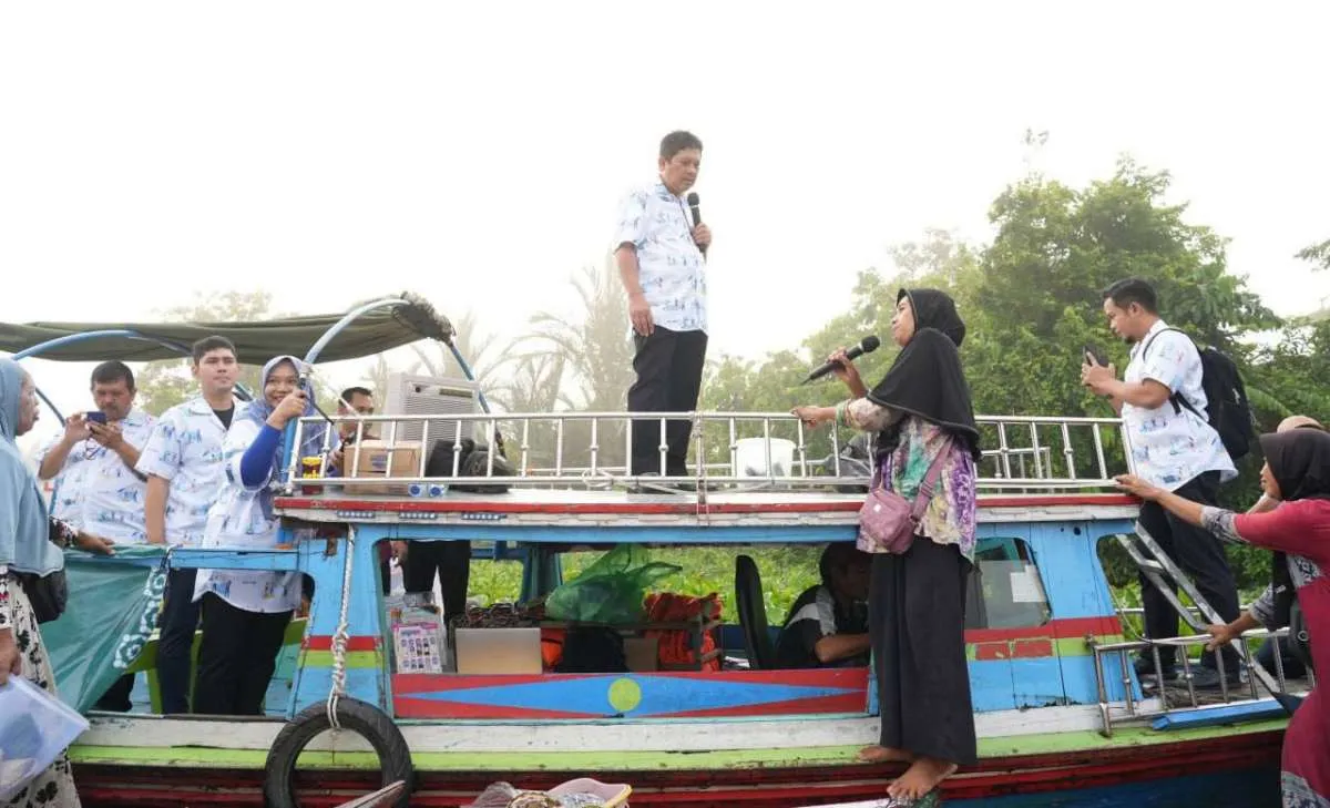 Kunjungi Pasar Apung, BPJS Kesehatan Jelaskan Manfaat Program JKN