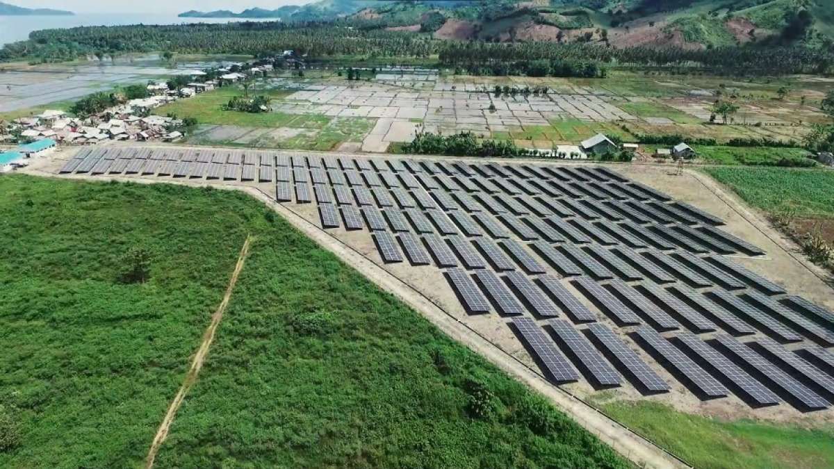 Ingin Serius TInggalkan Energi Fosil, Indonesia Harus Siap Harga Listrik EBT Mahal