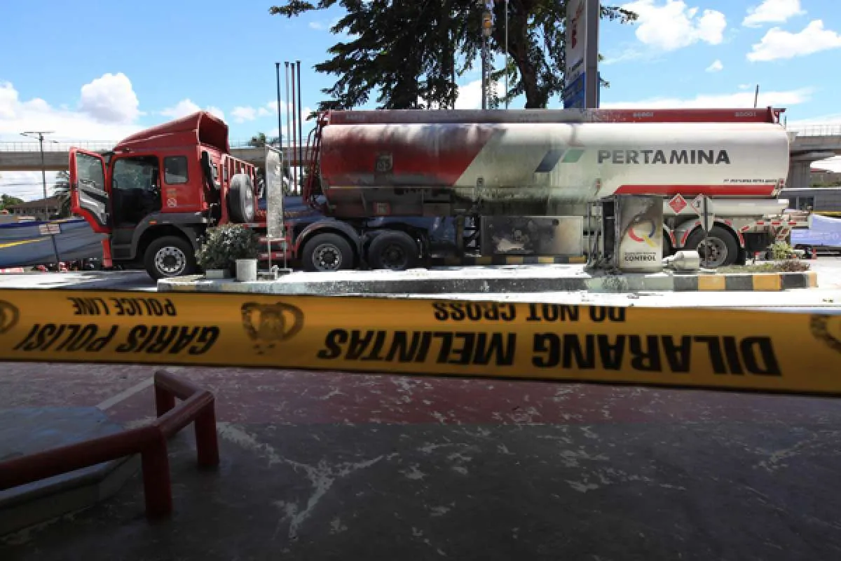 Mobil tangki terbakar di SPBU MT Haryono, Pertamina hentikan operasional sementara