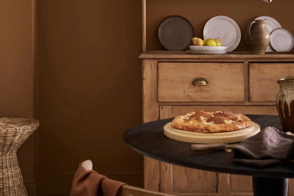 warna cat dinding vintage cokelat