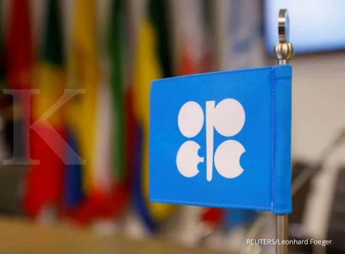 OPEC+ Holds 'Difficult' Talks on Cuts and Quotas