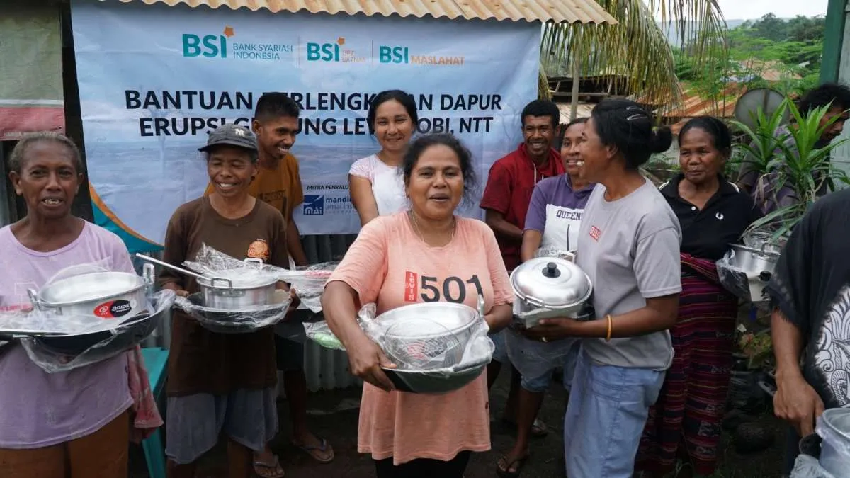 BSI Maslahat Salurkan Bantuan Kemanusiaan untuk Penyintas Erupsi Gunung Lewotobi
