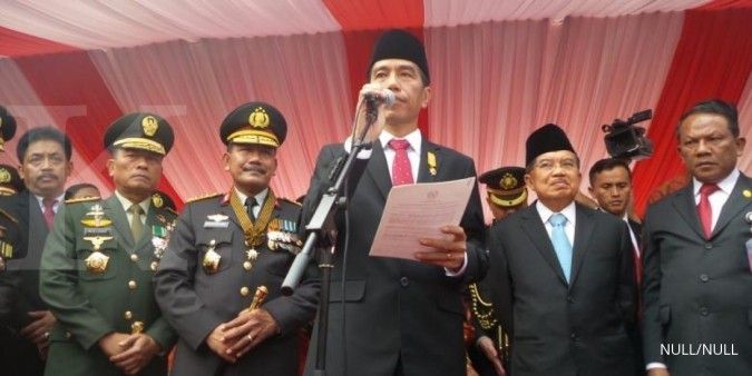 Jokowi & undangan HUT Bhayangkara pakai pita hitam