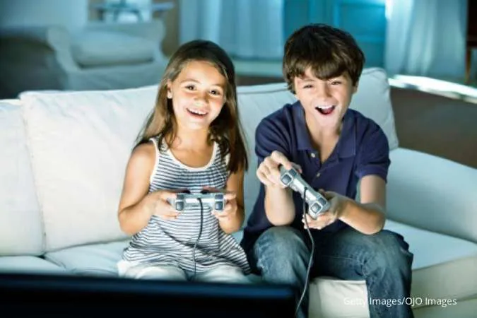 Tak Selalu Negatif, Inilah 6 Manfaat Bermain Game bagi Anak-Anak