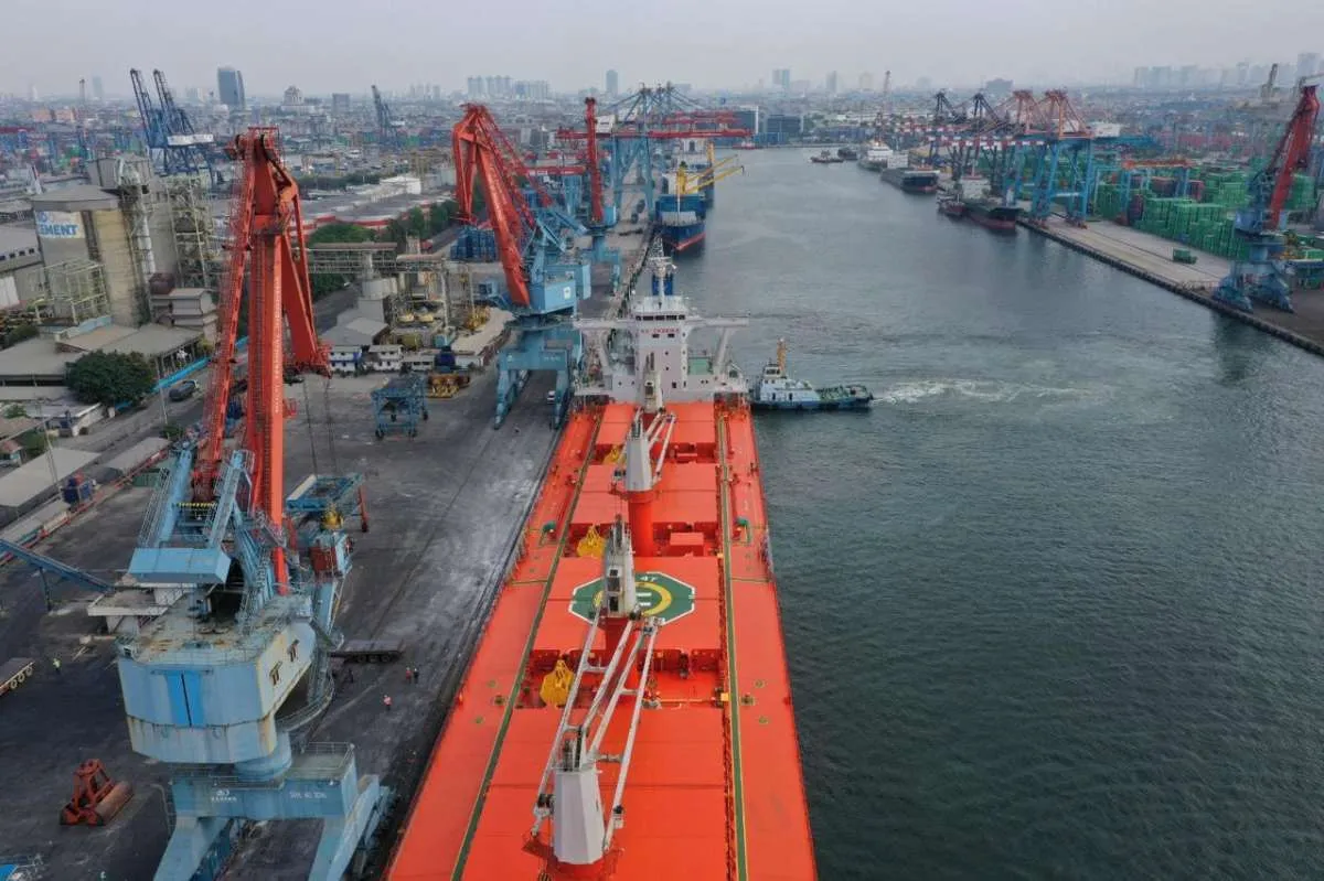 Menakar Dampak Penurunan Tarif Bea Masuk, PPh dan PPN Impor Terhadap APBN