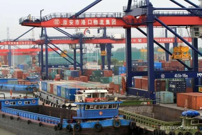 China's December Trade, CPI Paint Mixed Economic Picture at Start of 2024