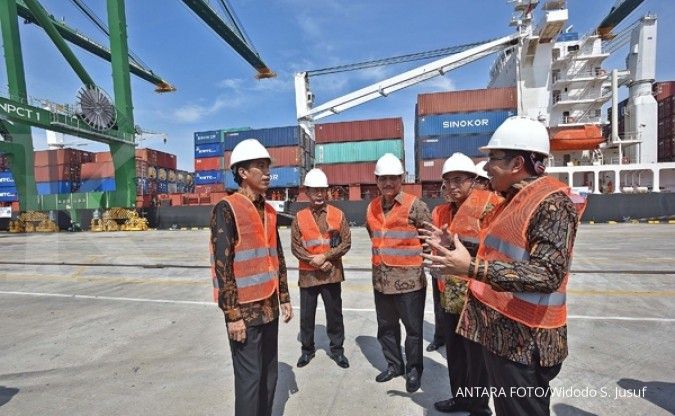 Jokowi perintahkan kapolri tangkap oknum pelabuhan