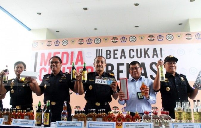Bea Cukai Bekasi musnahkan rokok dan minuman keras ilegal senilai Rp 2,23 miliar